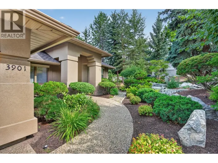 3901 Gallaghers Circle, Kelowna