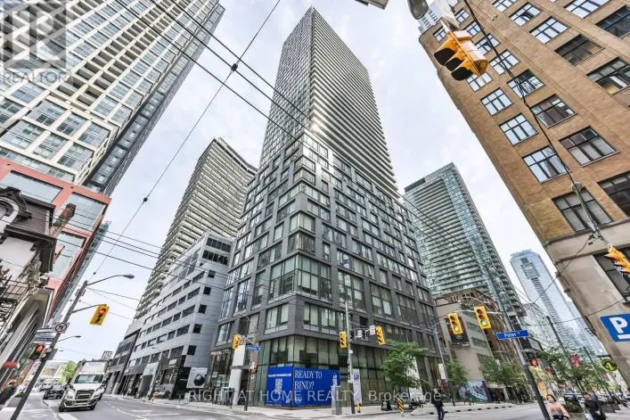 3903 - 101 PETER STREET, Toronto