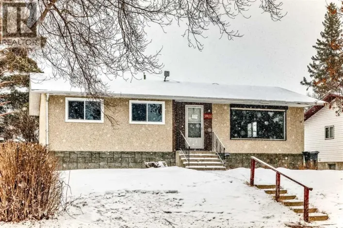 3905 43 Street, Ponoka