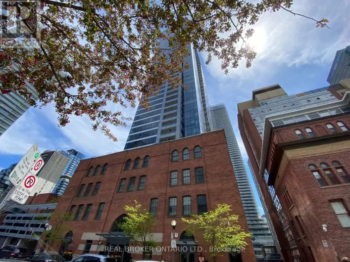 3906 - 5 ST. JOSEPH STREET, Toronto