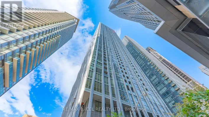 3909 - 1 YORKVILLE AVENUE, Toronto