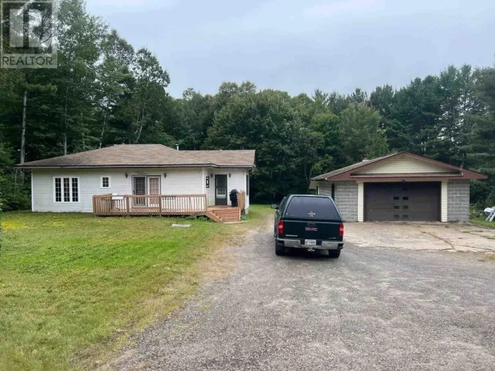391 Granary Lake RD, Blind River