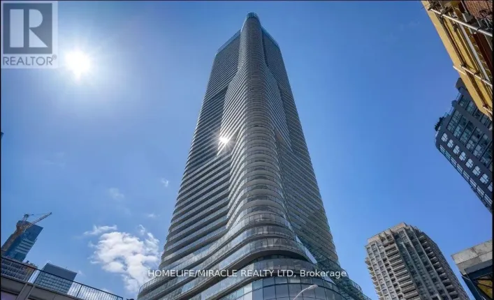 3910 - 11 WELLESLEY STREET W, Toronto