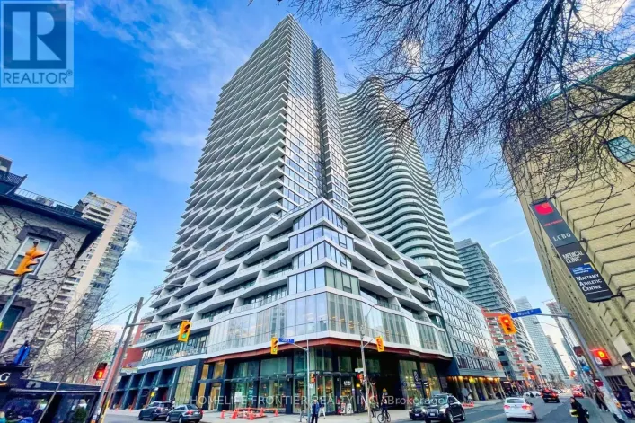 3910 - 85 WOOD STREET, Toronto