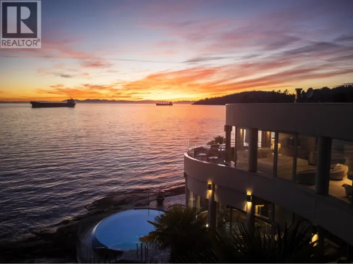 3912 MARINE DRIVE, West Vancouver