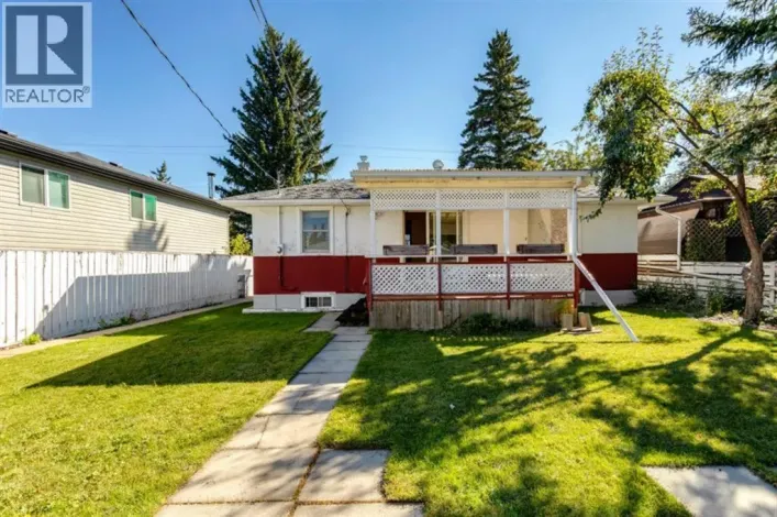 3915 73 Street NW, Calgary