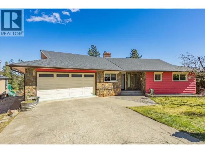 3915 Trepanier Heights Avenue, Peachland
