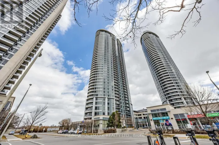 3918 - 135 VILLAGE GREEN SQUARE, Toronto