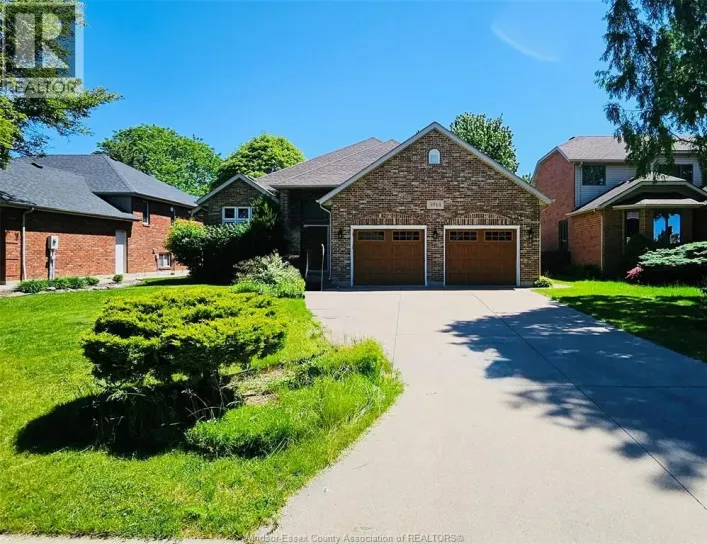 3918 NORTHWAY AVENUE, Windsor