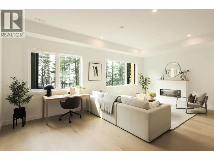 39190 STELLAR DRIVE, Squamish