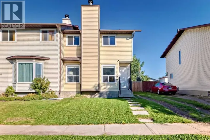3920 44 Avenue NE, Calgary