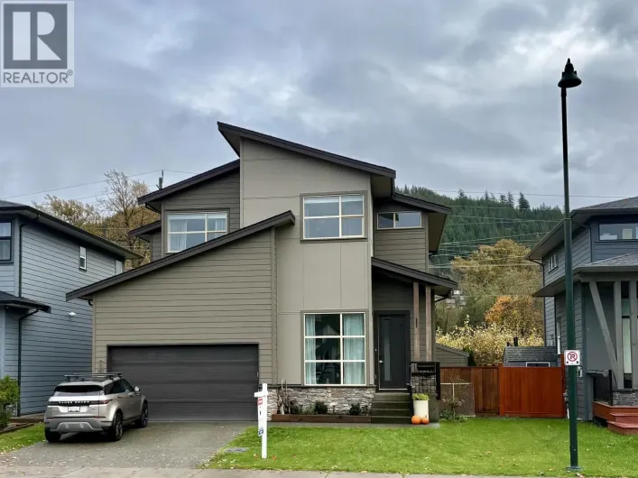 39212 CARDINAL DRIVE, Squamish