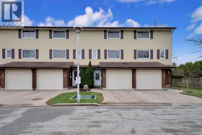 393 Baldoon ROAD Unit# 23, Chatham