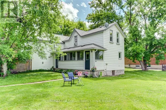 Triplex for sale: 393 SECOND STREET, Collingwood