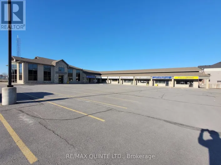 393 SIDNEY STREET, Belleville