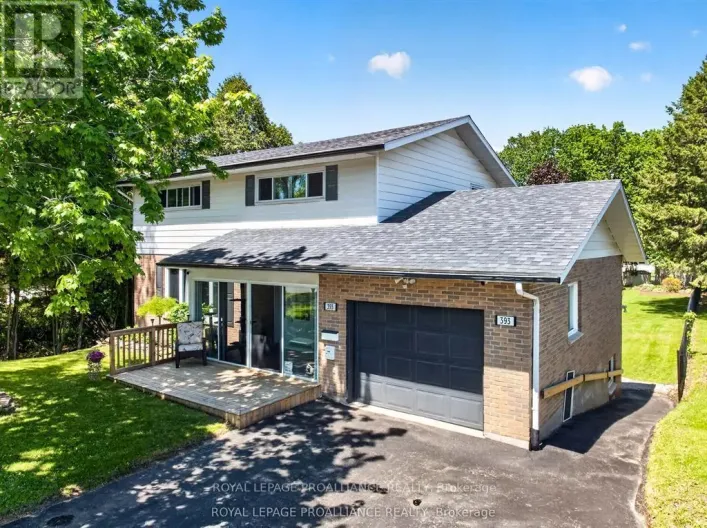 393 STEWART BOULEVARD, Brockville