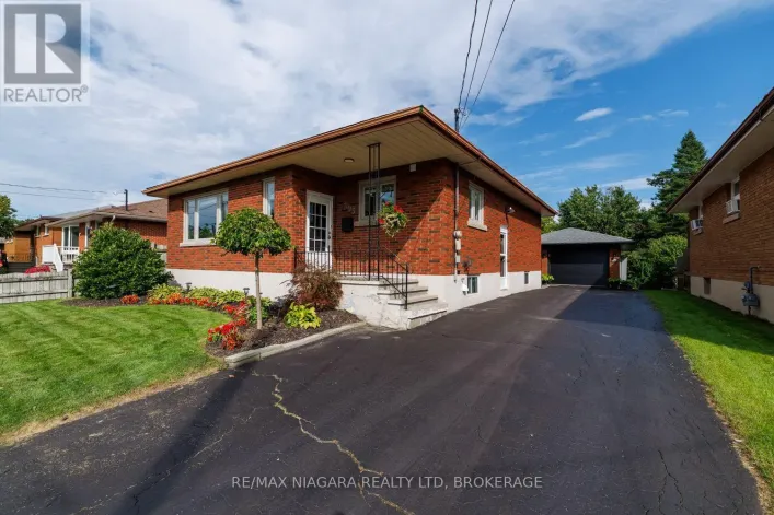 393 WELLINGTON STREET, Port Colborne