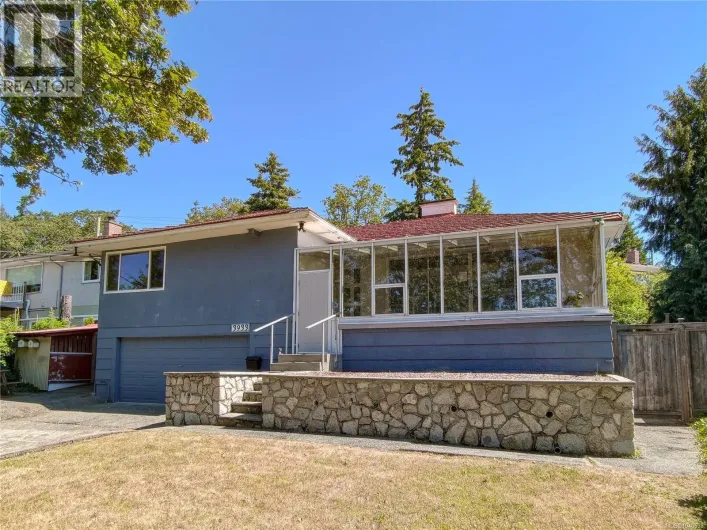 3933 Saanich Rd, Saanich
