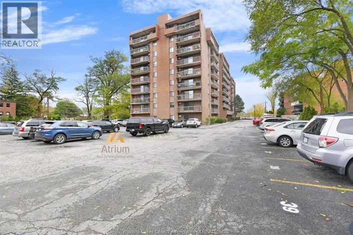 3936 WYANDOTTE St. East Unit# 207, Windsor