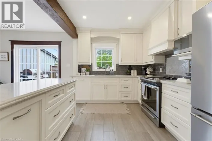 394 CHARLTON Avenue W, Hamilton