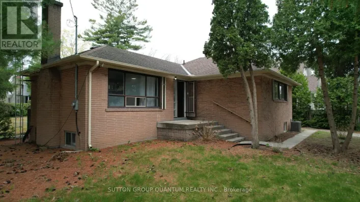 394 MAPLEHURST AVENUE, Oakville