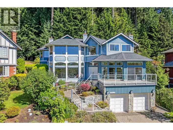 3945 BRAEMAR PLACE, North Vancouver
