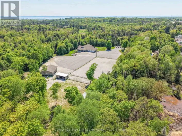 395 CARMICHAEL DRIVE, North Bay