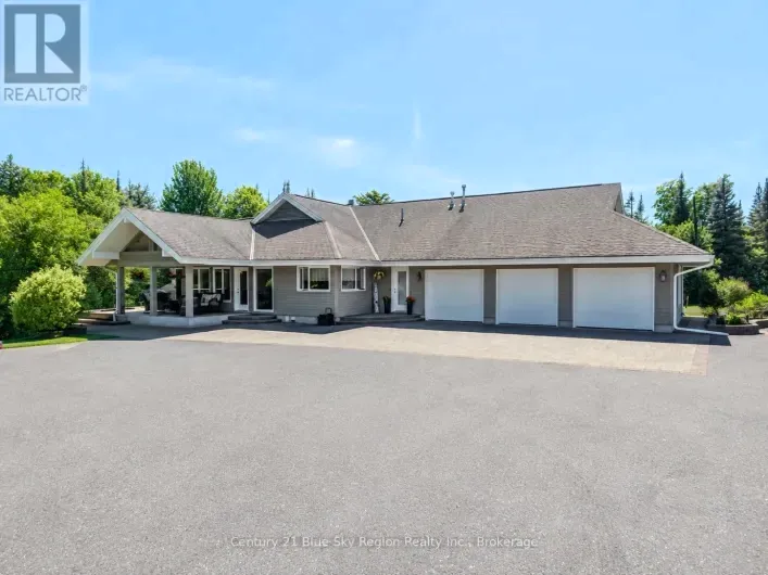 395 CARMICHAEL DRIVE, North Bay
