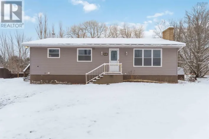 395 College Road, Windsor