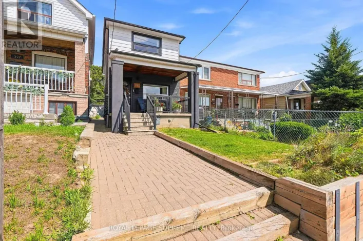 395 MCROBERTS AVENUE, Toronto