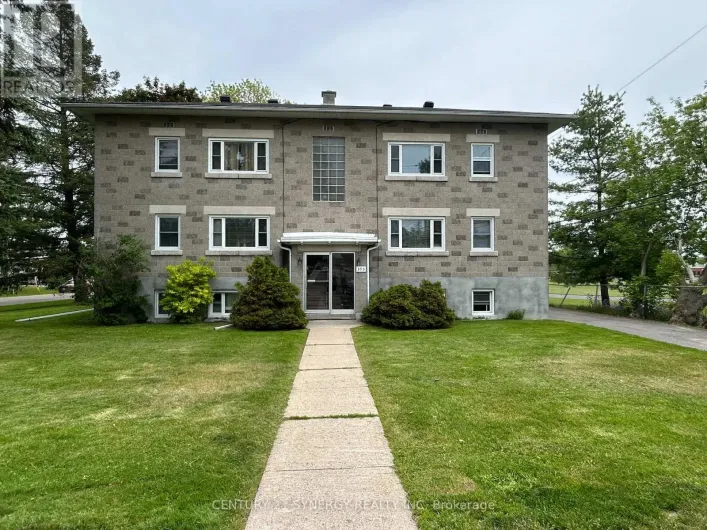 395 PINE STREET E, Gananoque