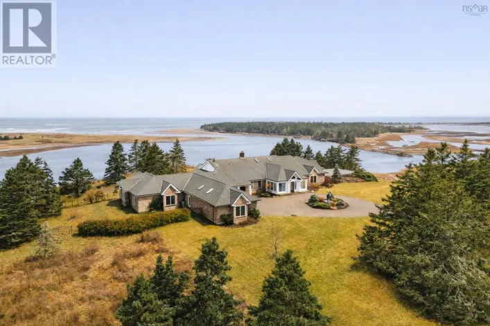 3950 Lawrencetown Road, Lawrencetown