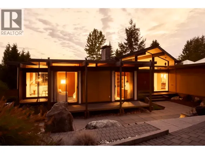 3959 PROSPECT ROAD, North Vancouver
