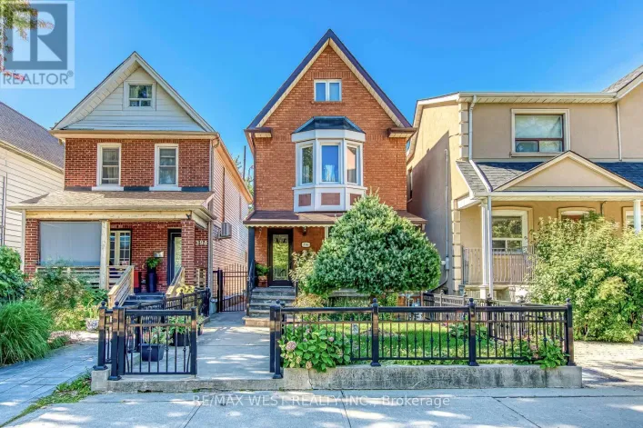 396 BARTLETT AVENUE N, Toronto