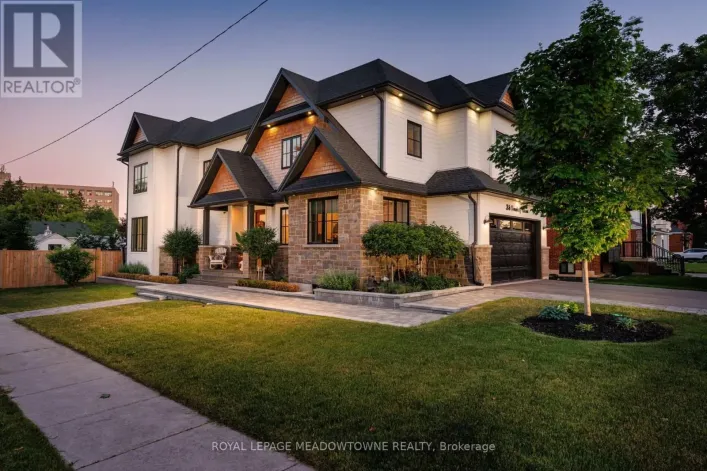 396 BROADWAY AVENUE, Milton