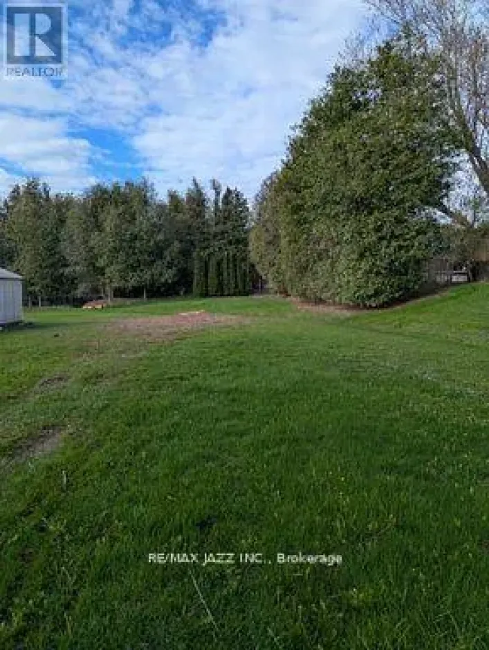 396 NORTH SCUGOG COURT, Clarington