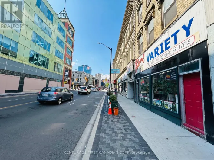 396 RICHMOND STREET, London East