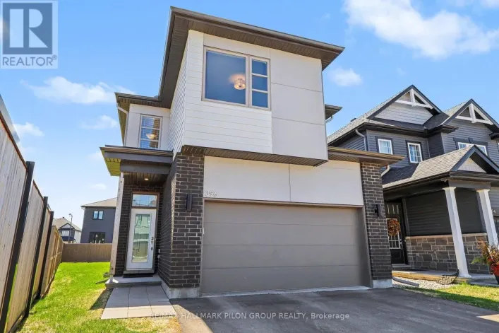 396 VENTOUX AVENUE, Ottawa