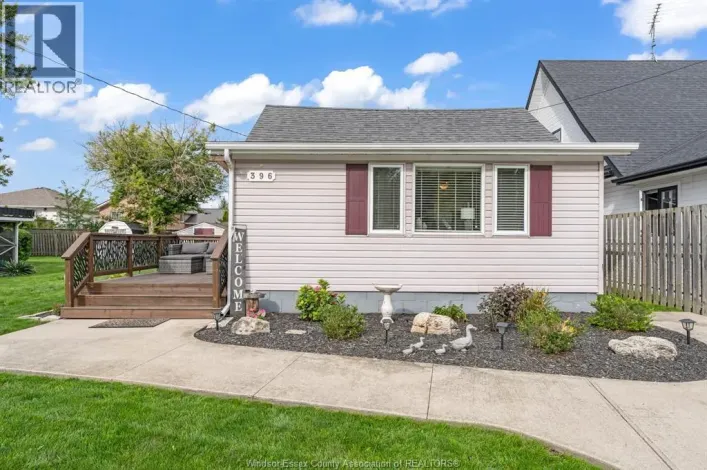 House for sale: 396 WEST BELLE RIVER ROAD, Lakeshore