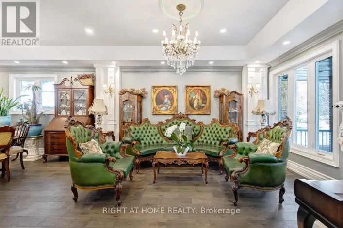 397 MAPLE LEAF DRIVE, Toronto