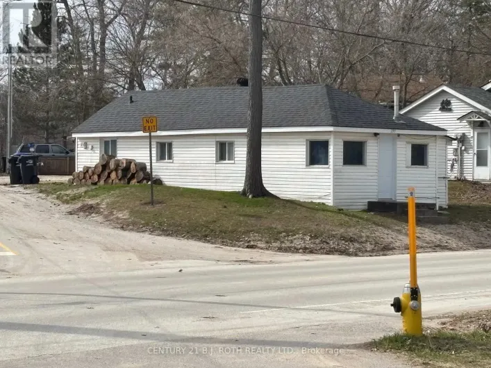 397 MOSLEY STREET, Wasaga Beach