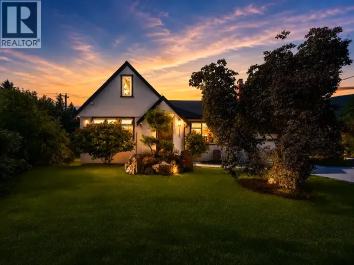 3975 HIGHLAND BOULEVARD, North Vancouver