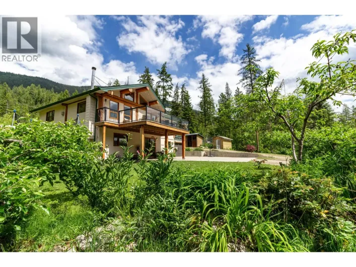 3975 Highway 3a Highway, Nelson
