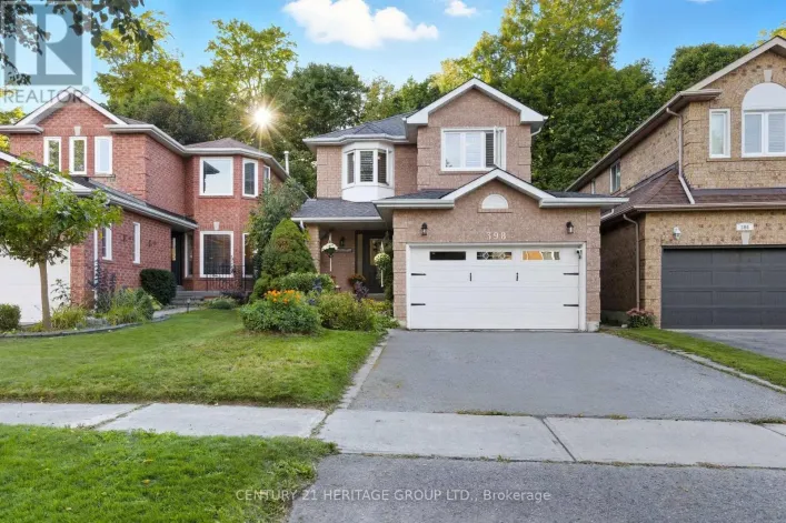 398 CARRUTHERS AVENUE, Newmarket