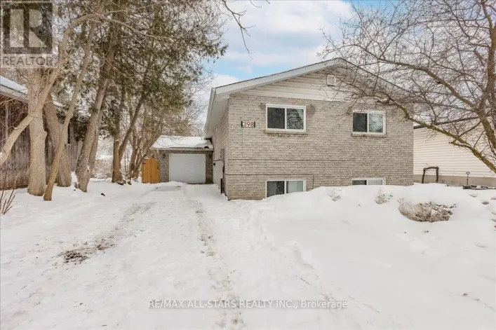 398 THE QUEENSWAY AVENUE S, Georgina