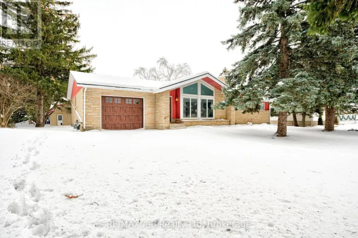 3981 111 ROAD, Perth East