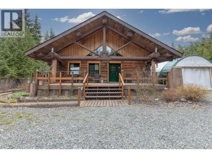 3981 DOBBIE STREET, Terrace