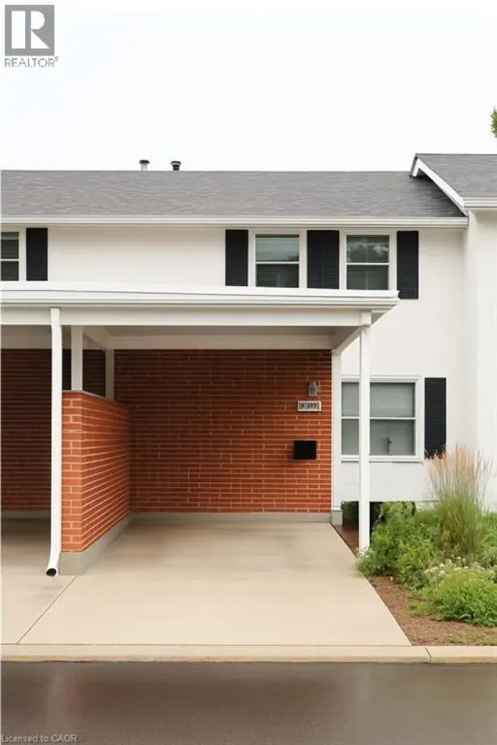 399 KEATS Way Unit# 4, Waterloo
