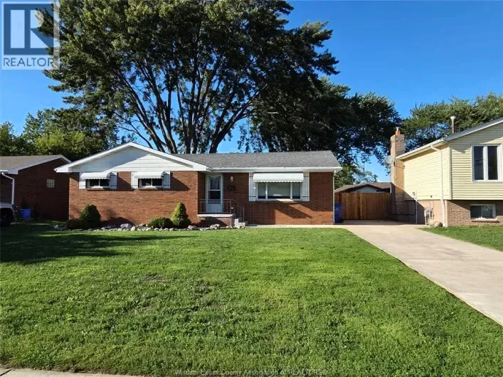 399 ST. PETER STREET, Lakeshore