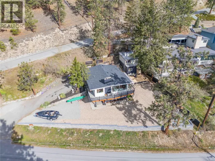3991 Desert Pines Avenue, Peachland